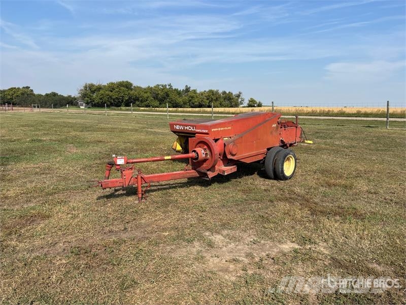 New Holland Hayliner 310 Square Baler محزمات مربعة