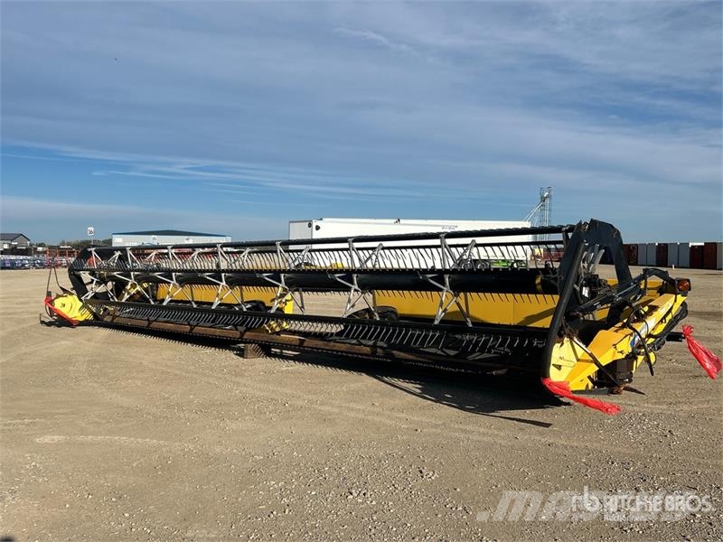 New Holland HB36 36 ft Draper Windrower Header محشات