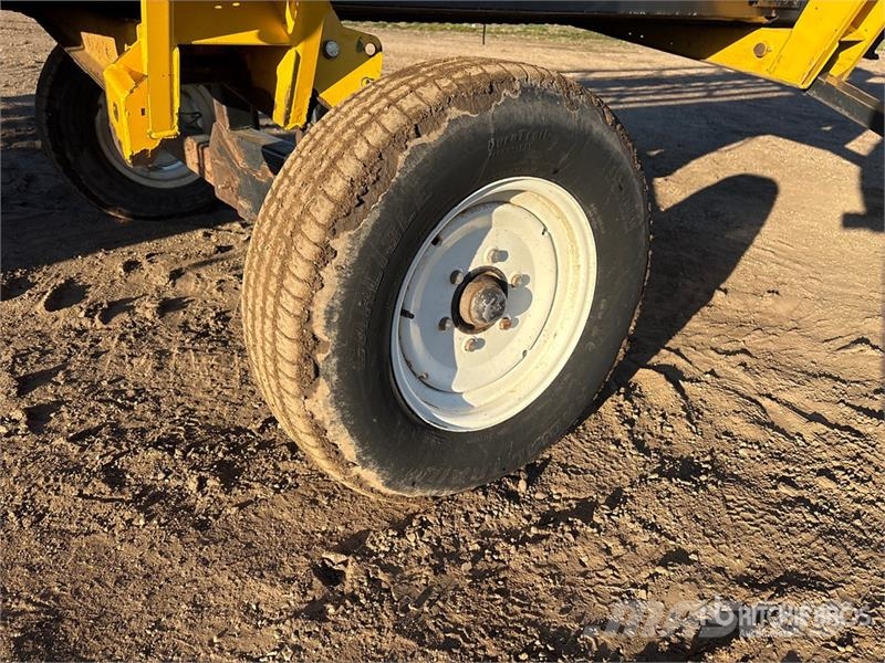 New Holland HB36 36 ft Draper Windrower Header Falciandanatrici