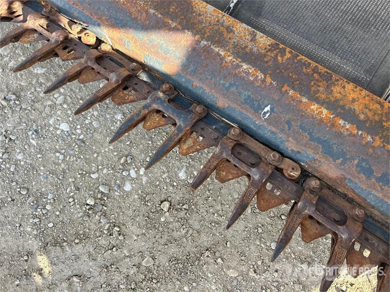 New Holland HB36 36 ft Draper Windrower Header محشات