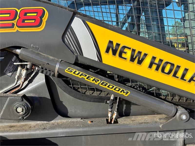 New Holland L328 Two-Speed Skid Steer Loader Skid steer mini nakladalci