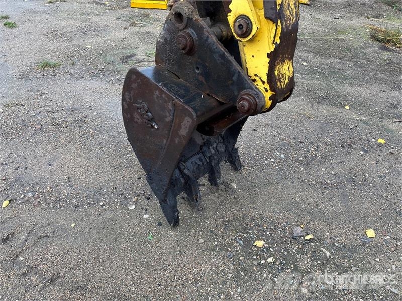 New Holland LB75B لوادر ذات جرافات عكسية