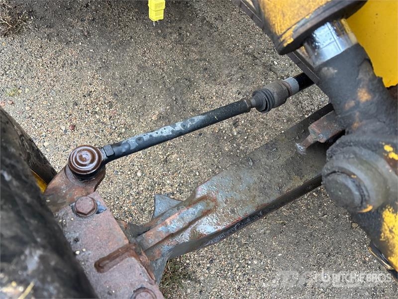New Holland LB75B لوادر ذات جرافات عكسية