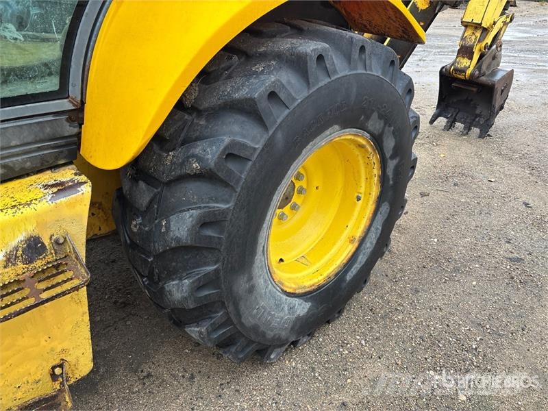 New Holland LB75B لوادر ذات جرافات عكسية