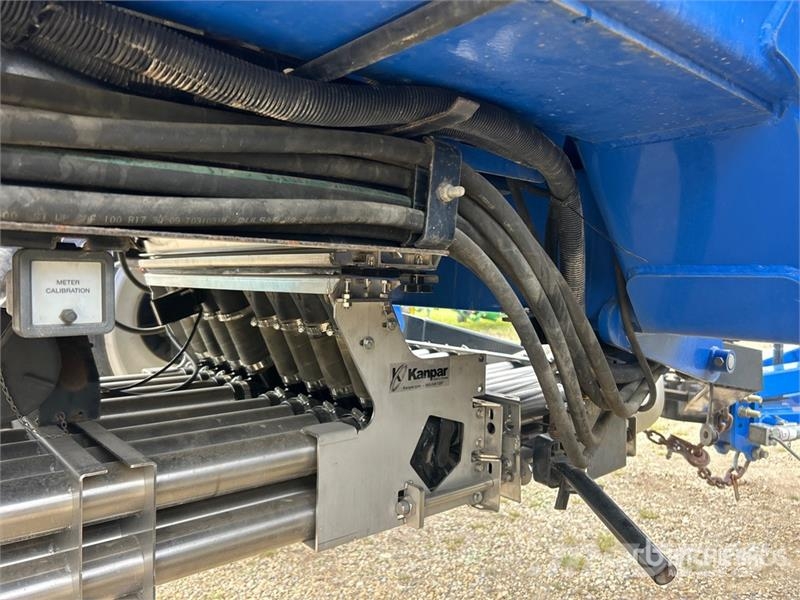 New Holland P2070 Taladros