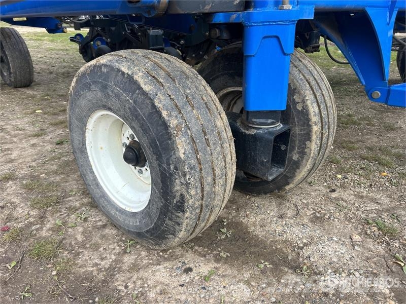 New Holland P2070 Taladros