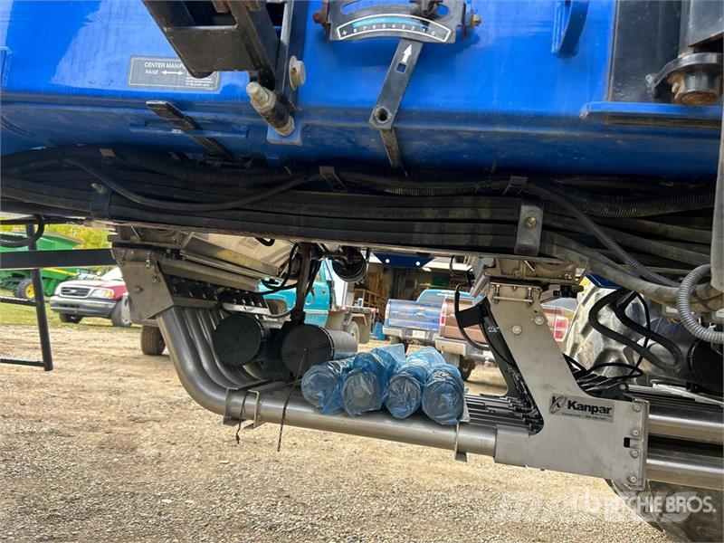 New Holland P2070 Taladros