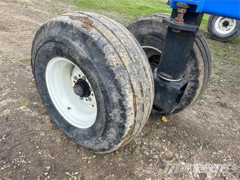 New Holland P2070 Taladros