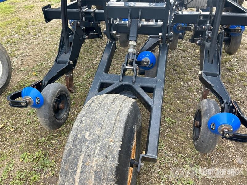 New Holland P2070 Taladros