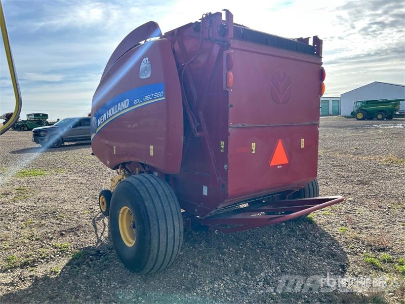 New Holland Roll-Belt 560 Round Baler Enfardadeiras redondas