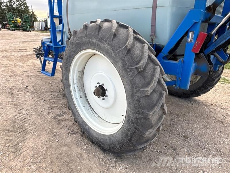 New Holland SF110 110 ft S/A High Clearance Pull-Type Sprayer Причіпні обприскувачі