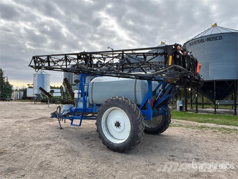 New Holland SF110 110 ft S/A High Clearance Pull-Type Sprayer Причіпні обприскувачі