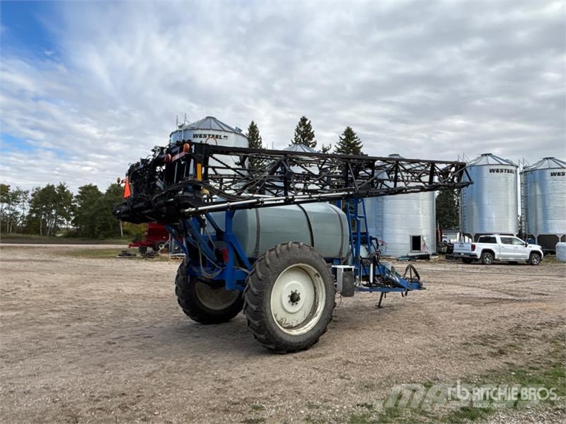 New Holland SF110 110 ft S/A High Clearance Pull-Type Sprayer Причіпні обприскувачі