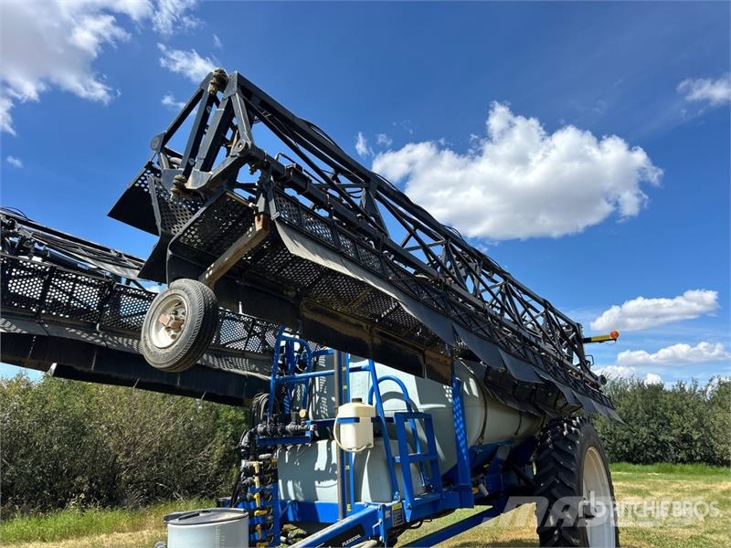 New Holland SF115 90 ft S/A High Clearance Pull-Type Sprayer Hinattavat ruiskut