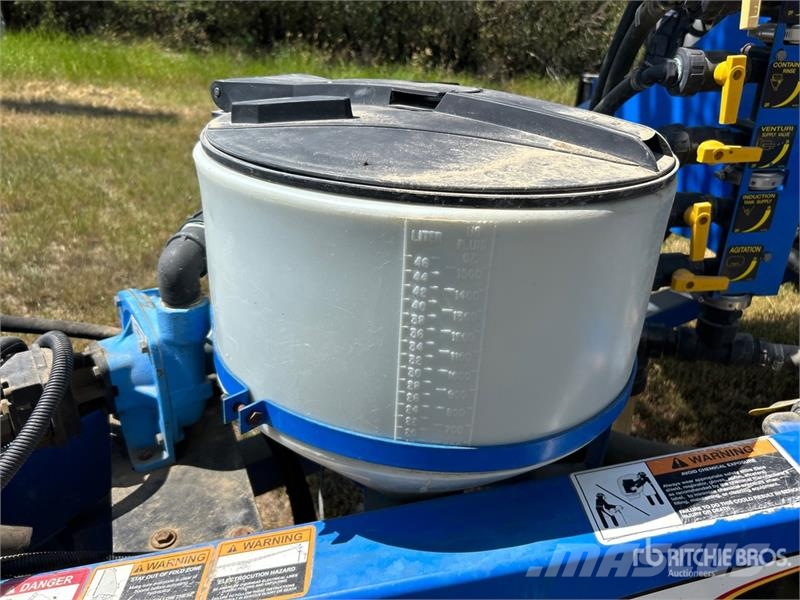 New Holland SF115 90 ft S/A High Clearance Pull-Type Sprayer Hinattavat ruiskut