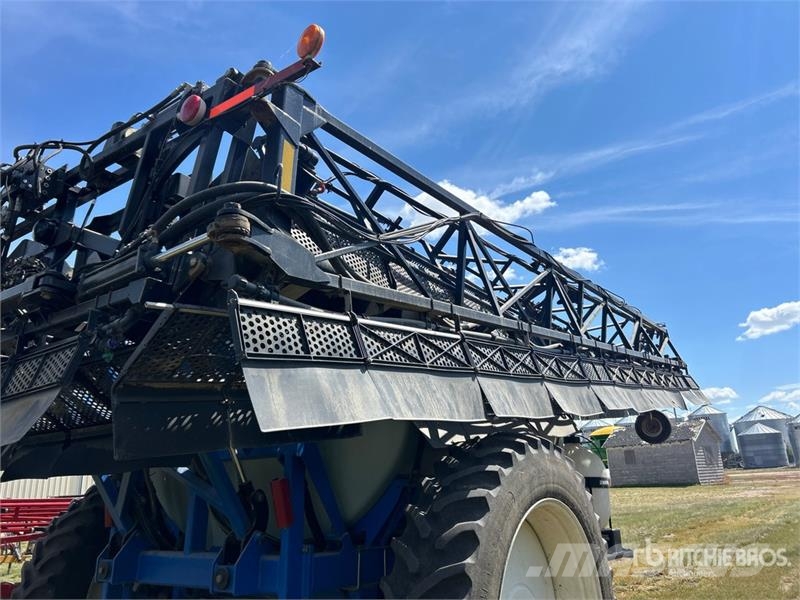 New Holland SF115 90 ft S/A High Clearance Pull-Type Sprayer Hinattavat ruiskut