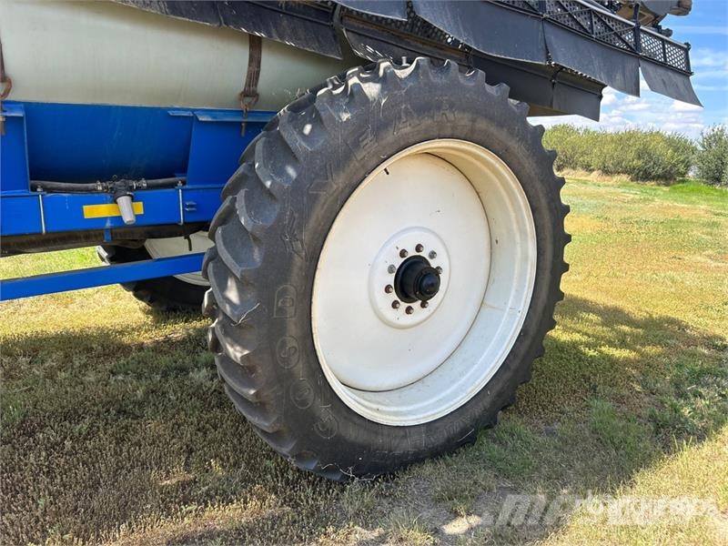 New Holland SF115 90 ft S/A High Clearance Pull-Type Sprayer Hinattavat ruiskut