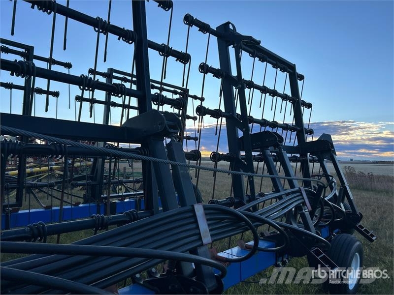 New Holland SG320 48 ft Super Harrow Brane