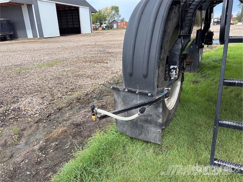 New Holland SP.240F XP 100 ft 4x4 High Clearance Self-Propelle Samohodne prskalice