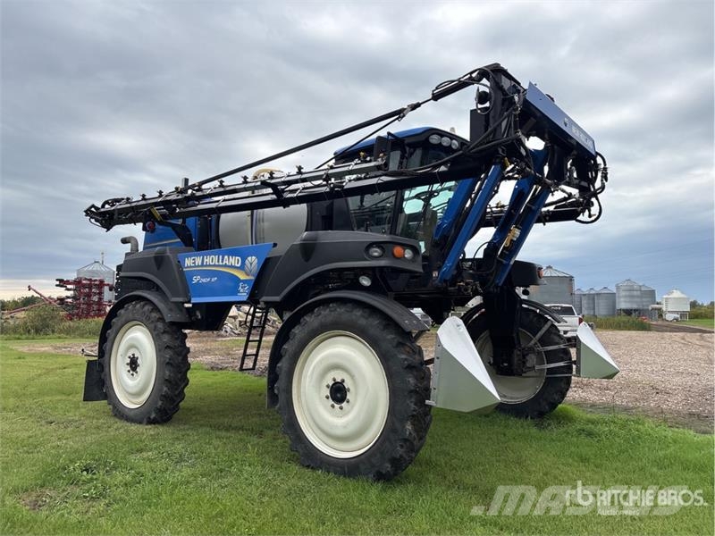 New Holland SP.240F XP 100 ft 4x4 High Clearance Self-Propelle Samohodne prskalice