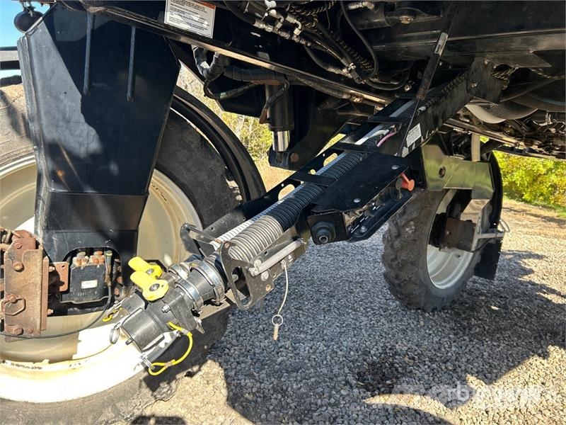 New Holland SP.240F XP 100 ft 4x4 High Clearance Self-Propelle Samohodne prskalice