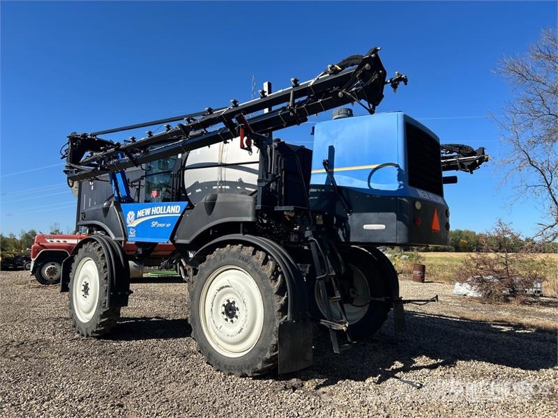 New Holland SP.240F XP 100 ft 4x4 High Clearance Self-Propelle Samohodne prskalice