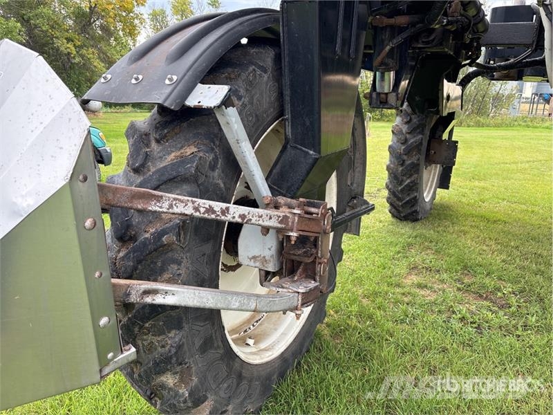 New Holland SP.240F XP 100 ft 4x4 High Clearance Self-Propelle Samohodne prskalice