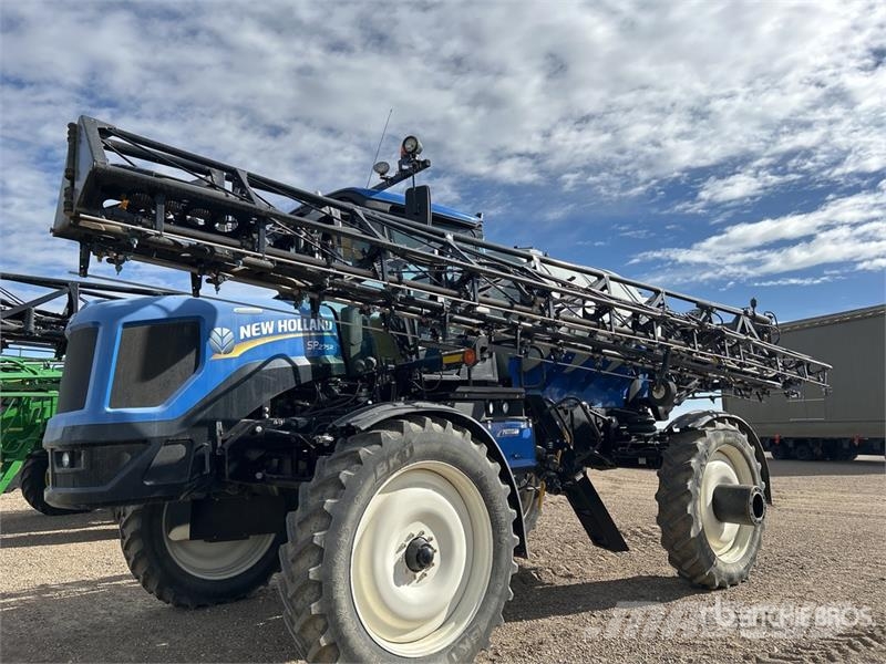 New Holland SP.275R 120 ft 4x4 High Clearance Self-Propelled S Itsekulkevat ruiskut