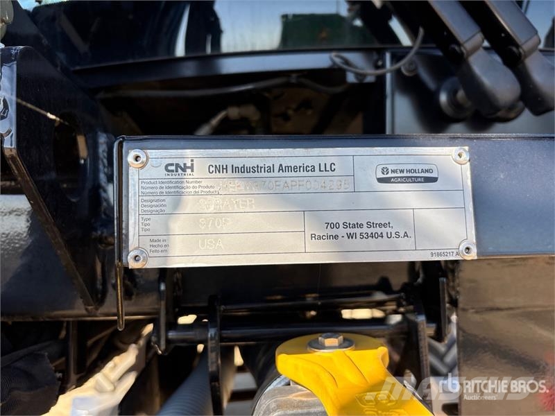 New Holland SP.370F 135 ft 4x4 High Clearance Self-Propelled S رشاشات ذاتية الحركة