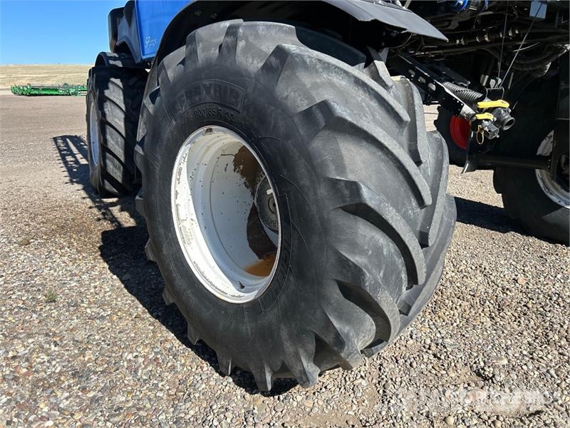 New Holland SP.400F Itsekulkevat ruiskut
