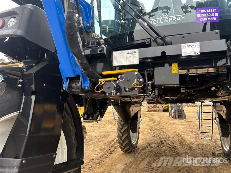 New Holland SP.410F 120 ft 4x4 High Clearance Self-Propelled S رشاشات ذاتية الحركة