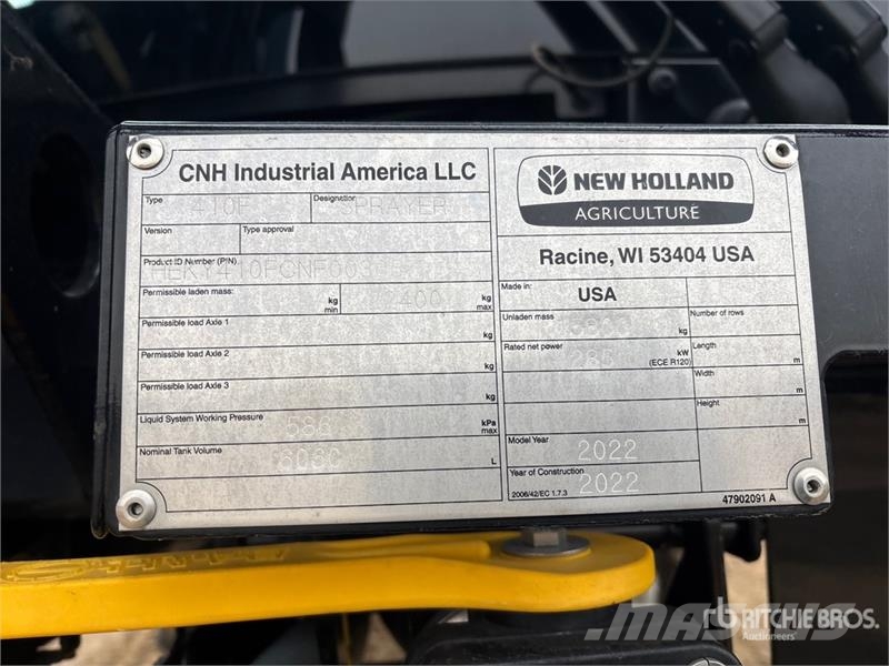 New Holland SP.410F 120 ft 4x4 High Clearance Self-Propelled S رشاشات ذاتية الحركة