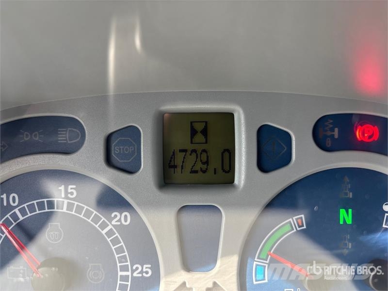 New Holland T7.270 Трактори