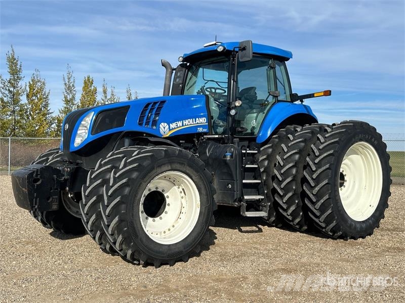 New Holland T8.330 Tractores