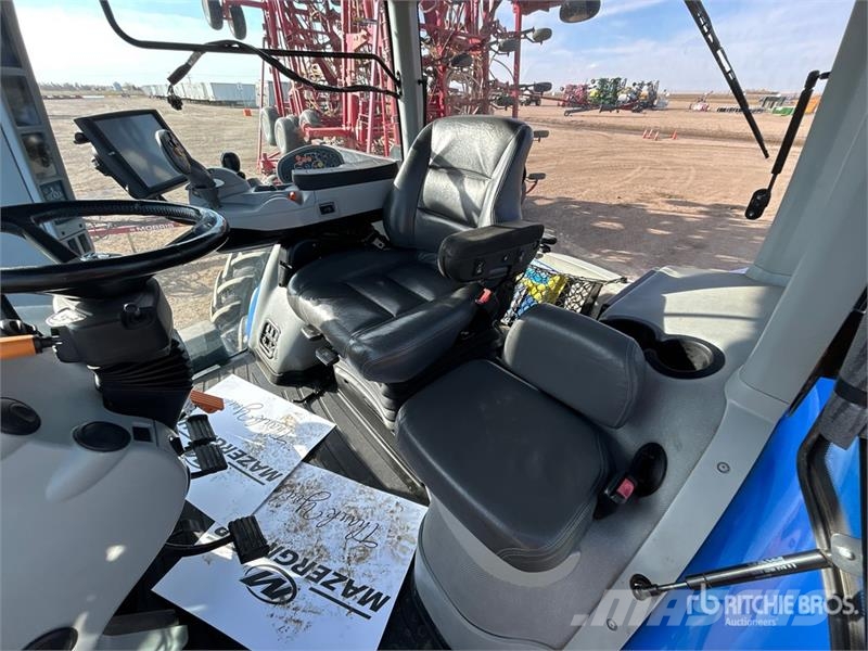 New Holland T8.330 Tractores