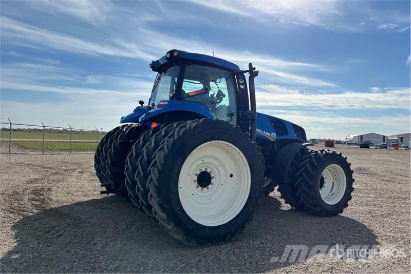 New Holland T8.330 Tractores