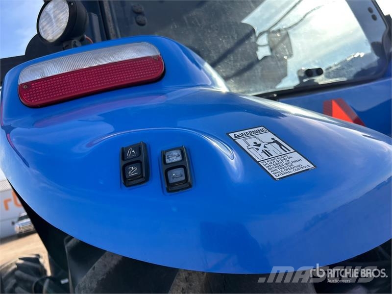 New Holland T8.330 Tractores