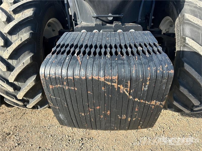 New Holland T8.330 Tractores