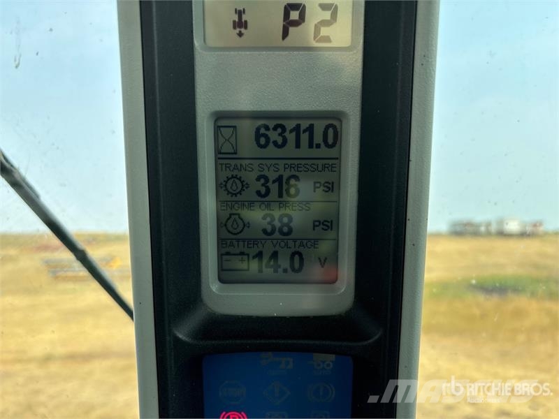 New Holland T8020 4WD Tractor Traktoriai