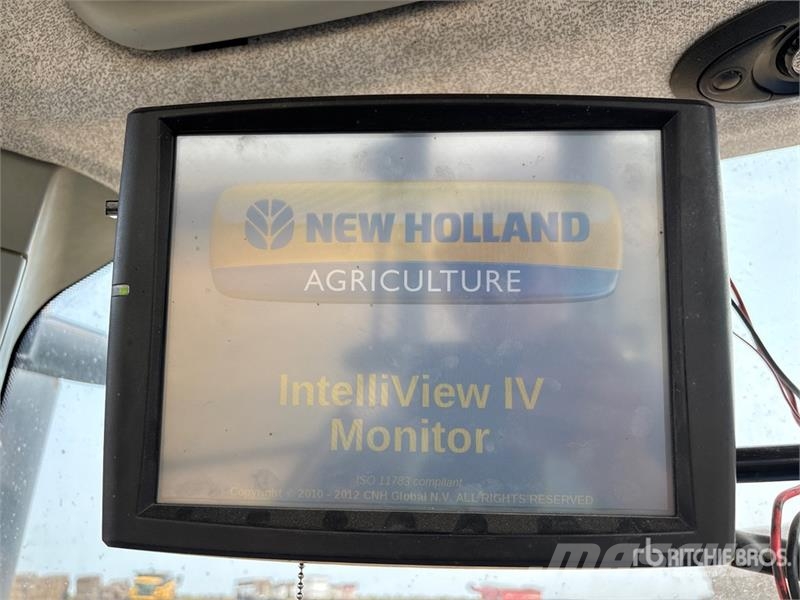 New Holland T8020 4WD Tractor Traktoriai