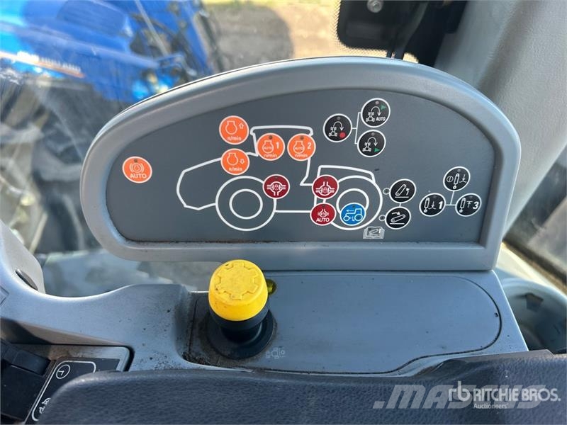 New Holland T9.565 Articulated 4WD Tractor Sonstige Landmaschinen