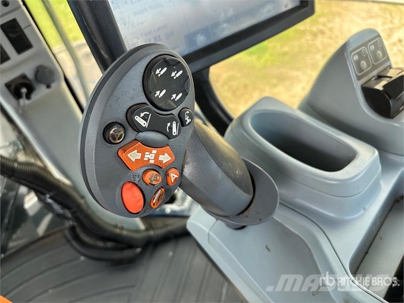 New Holland T9.565 Articulated 4WD Tractor Сільгосптехніка - Інші
