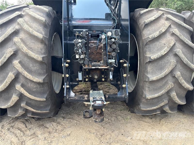New Holland T9.565 Articulated 4WD Tractor Сільгосптехніка - Інші