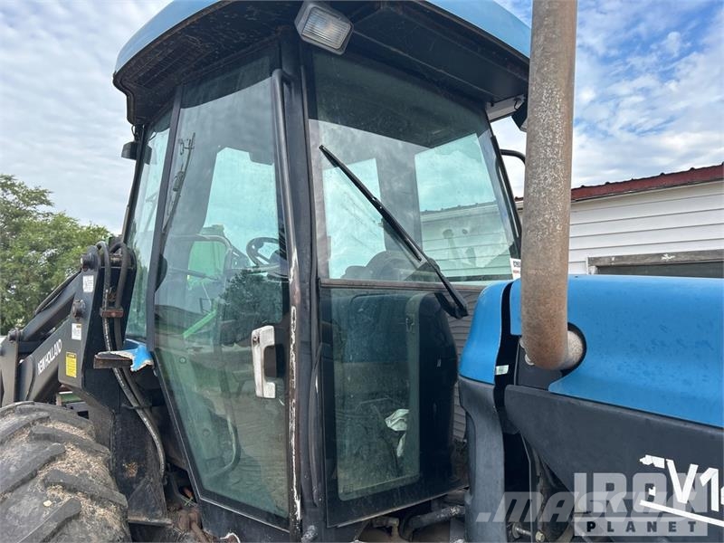 New Holland TV140 الجرارات