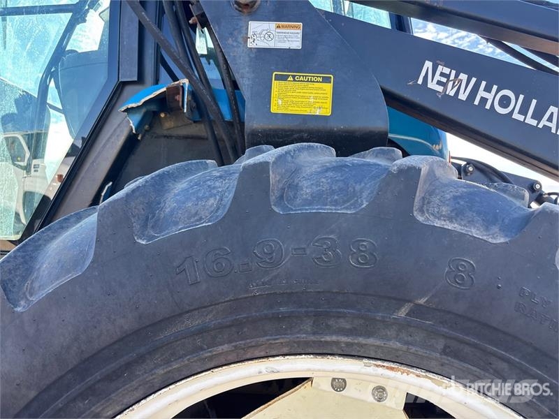 New Holland TV140 Traktorer