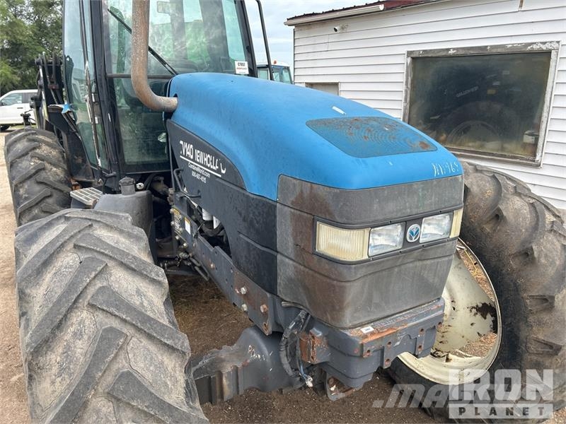 New Holland TV140 الجرارات