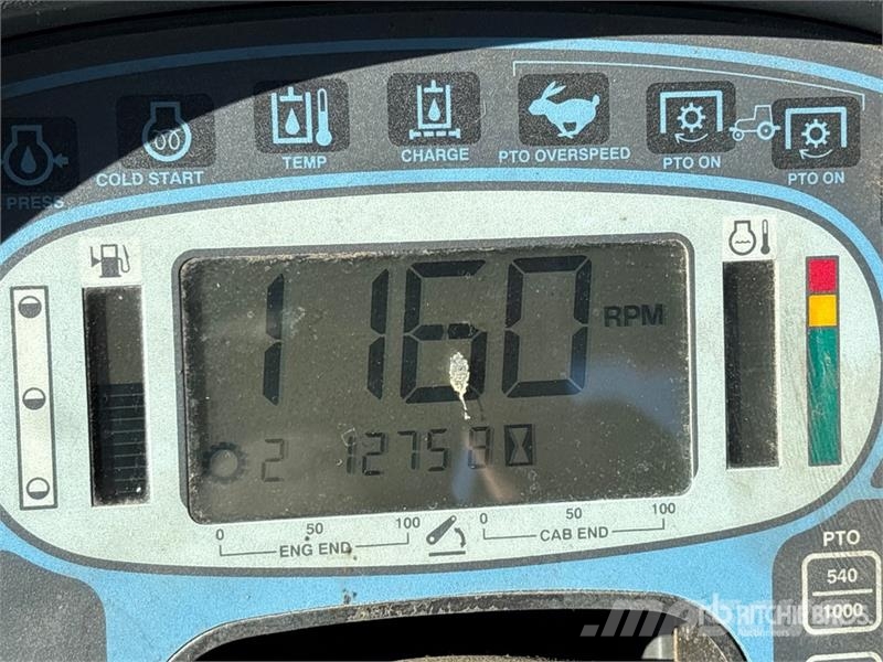 New Holland TV140 Traktorer