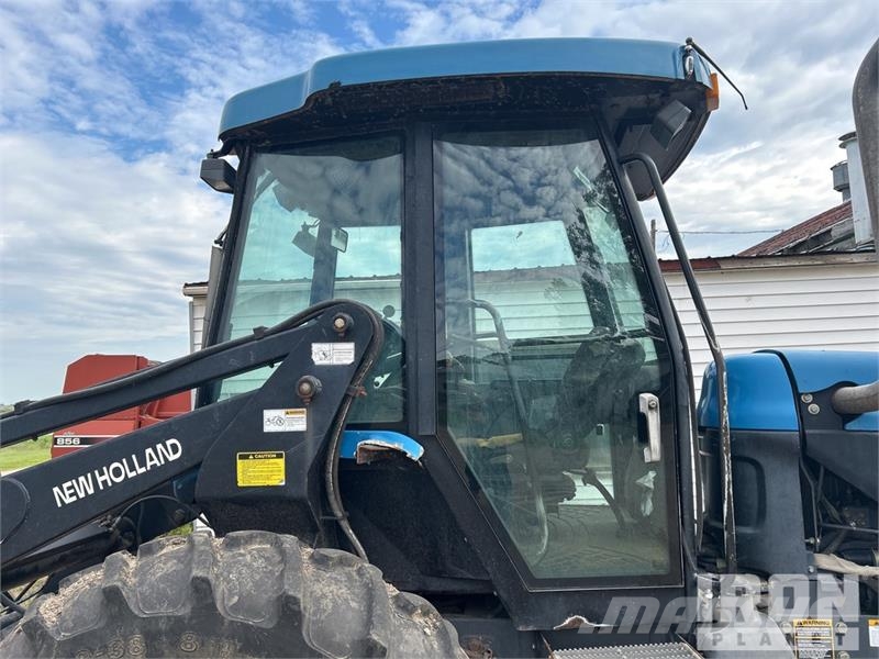 New Holland TV140 الجرارات