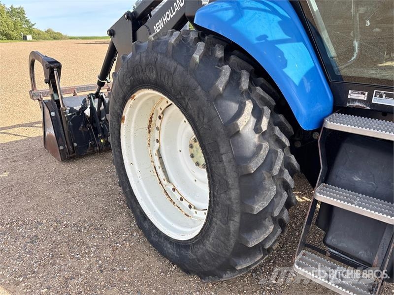 New Holland TV140 Tractors