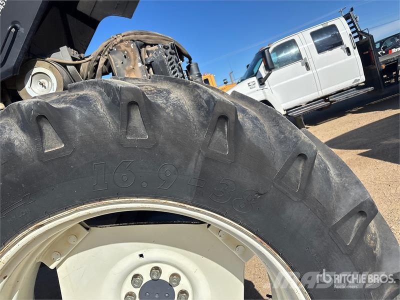 New Holland TV140 Traktorer